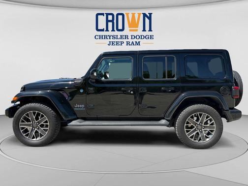 Black Clearcoat 2023 Jeep Wrangler 4xe Sahara High Altitude