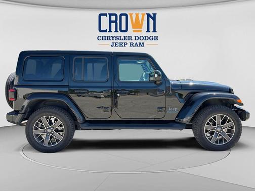Black Clearcoat 2023 Jeep Wrangler 4xe Sahara High Altitude