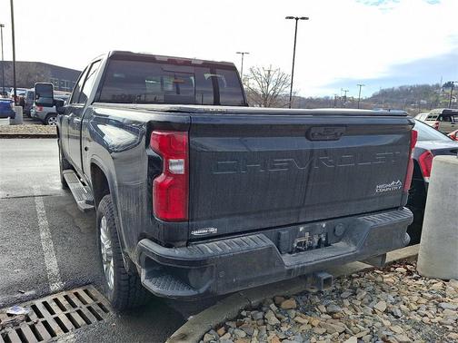 2022 Chevrolet Silverado 2500 High Country