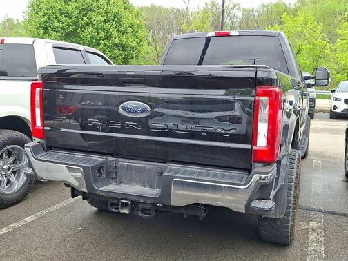 Agate Black Metallic 2024 Ford F-250 XLT