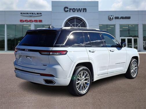 2024 Jeep Grand Cherokee Summit