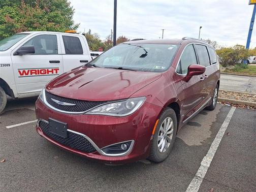 2018 Chrysler Pacifica Touring-L