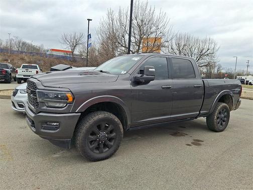 2024 RAM 2500 Limited Crew Cab 4x4 6'4' Box