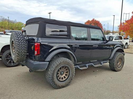 2022 Ford Bronco Base