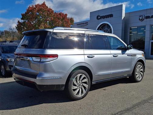 2022 Lincoln Navigator Reserve