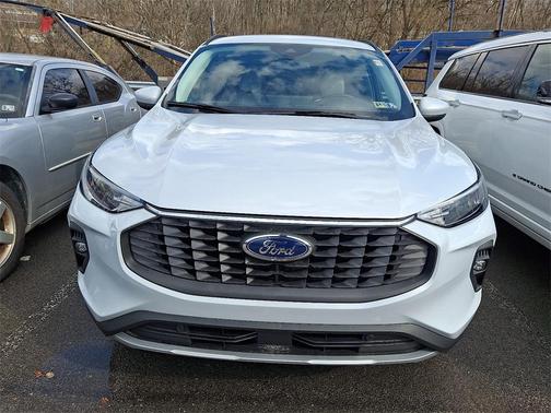 2025 Ford Escape PHEV SE