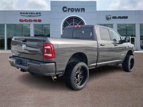 2024 RAM 2500 Laramie Crew Cab 4x4 6'4' Box