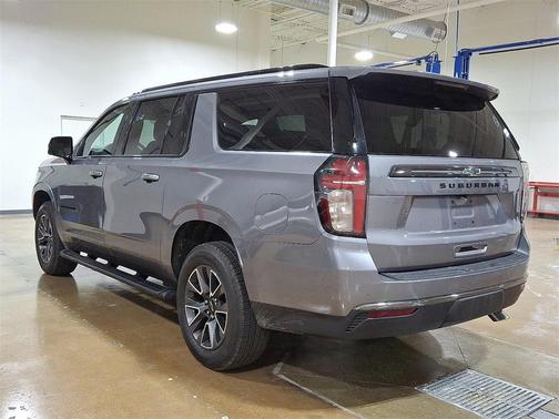 2021 Chevrolet Suburban 4WD Z71