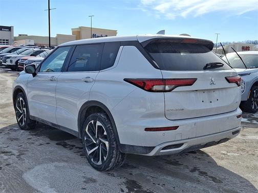 2024 Mitsubishi Outlander SE 2.5 2WD