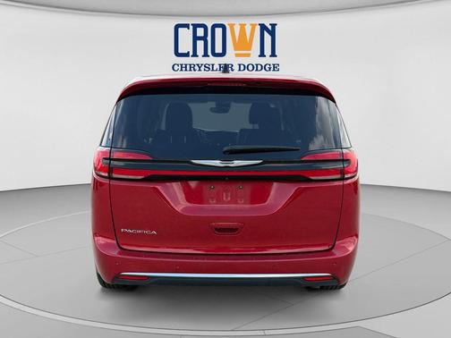 Red Hot Pearlcoat 2024 Chrysler Pacifica Touring L