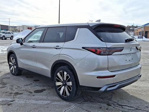 2026 Mitsubishi Outlander SE 1.5T S-AWC