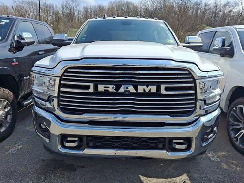 2020 RAM 2500 Big Horn Crew Cab 4x4 6'4' Box