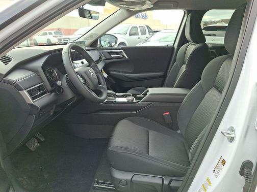 2026 Mitsubishi Outlander ES 1.5T S-AWC