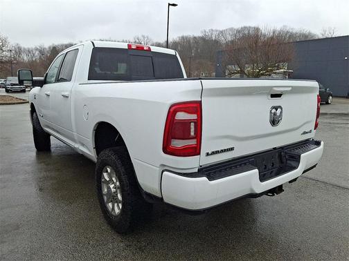 2024 RAM 2500 Laramie Crew Cab 4x4 6'4' Box