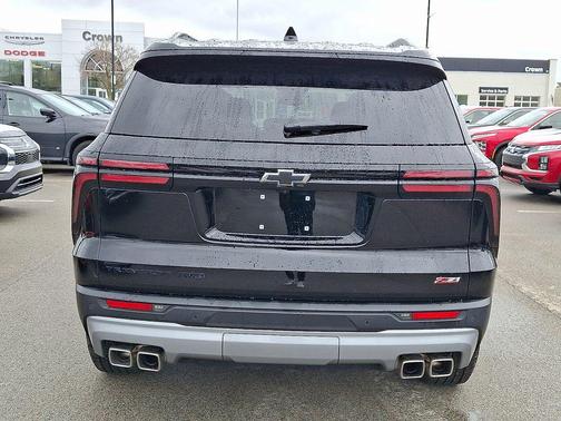 Mosaic Black Metallic 2024 Chevrolet Traverse AWD Z71