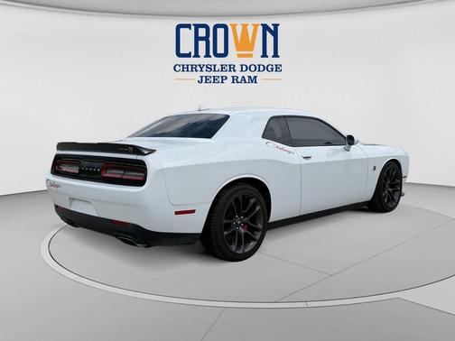White Knuckle Clearcoat 2022 Dodge Challenger R/T Scat Pack