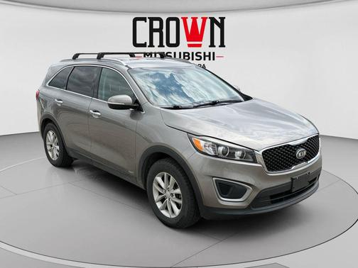 Titanium Silver 2016 Kia Sorento LX