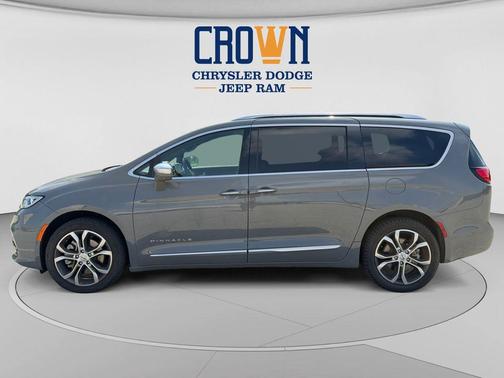 Ceramic Gray Clearcoat 2022 Chrysler Pacifica L