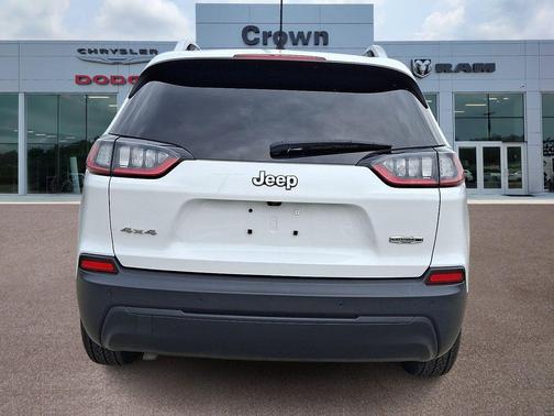 Bright White Clearcoat 2021 Jeep Cherokee Latitude Plus
