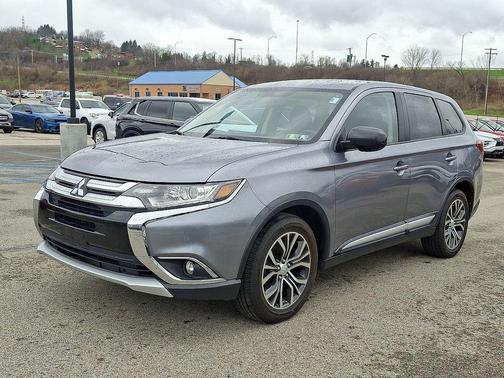2016 Mitsubishi Outlander ES