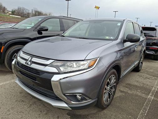 2016 Mitsubishi Outlander ES