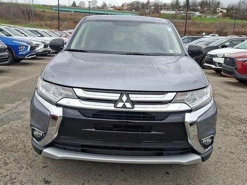 2016 Mitsubishi Outlander ES