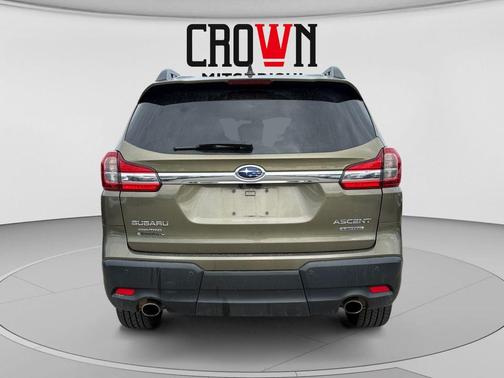 Autumn Green Metallic 2022 Subaru Ascent Limited 7-Passenger