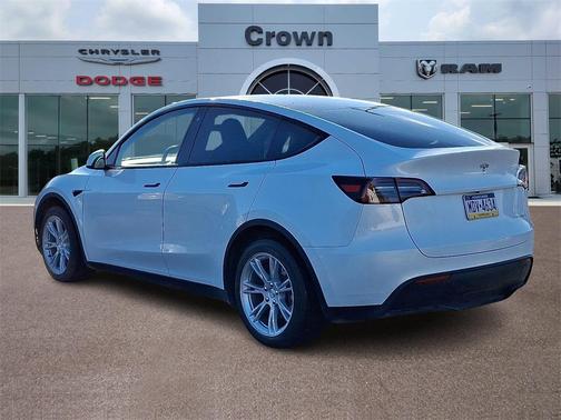 2023 Tesla Model Y Long Range Dual Motor All-Wheel Drive