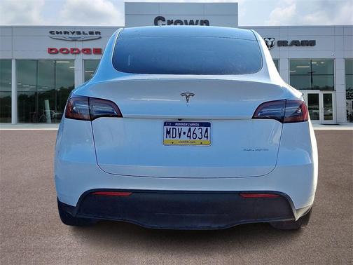 2023 Tesla Model Y Long Range Dual Motor All-Wheel Drive