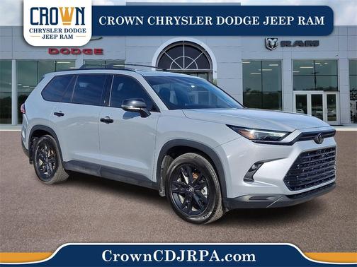 2025 Toyota Grand Highlander Hybrid Nightshade Edition