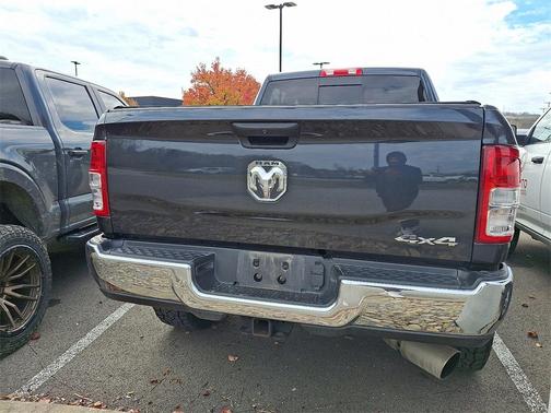 2020 RAM 2500 Tradesman Crew Cab 4X4 6'4' Box