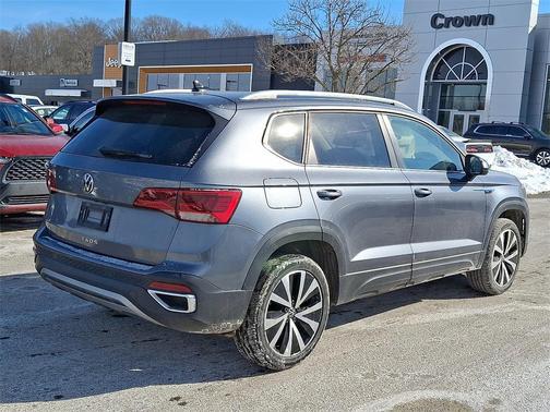 2024 Volkswagen Taos 1.5T SE