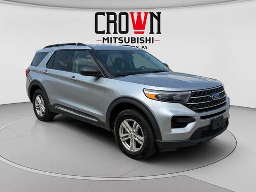 Silver Metallic 2020 Ford Explorer XLT