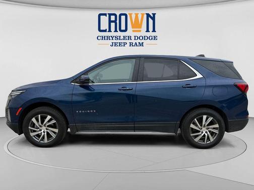 Blue Glow Metallic 2023 Chevrolet Equinox 1LT