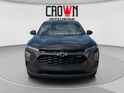 Mosaic Black Metallic 2024 Chevrolet Trax FWD 1RS