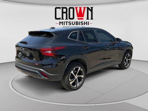 Mosaic Black Metallic 2024 Chevrolet Trax FWD 1RS