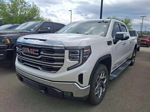 2022 GMC Sierra 1500 SLT