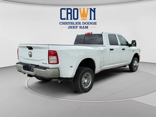 Bright White Clearcoat 2023 RAM 3500 Tradesman Crew Cab 4x4 8' Box