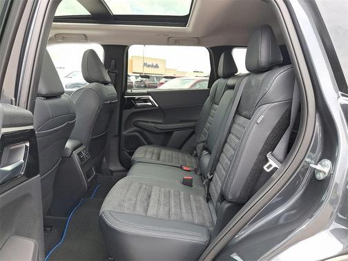 2025 Mitsubishi Outlander PHEV SE S-AWC