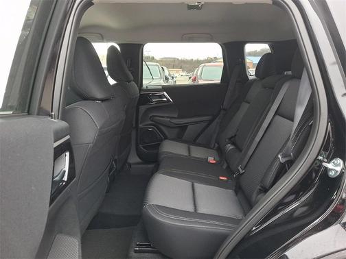 2026 Mitsubishi Outlander ES 1.5T S-AWC