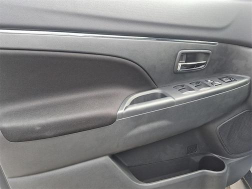 2025 Mitsubishi Outlander Sport 2.0 ES