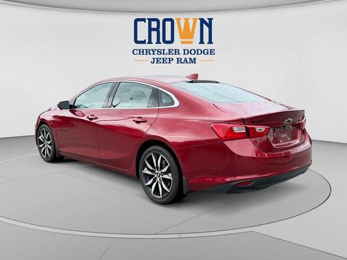 Cajun Red Tintcoat 2018 Chevrolet Malibu LT