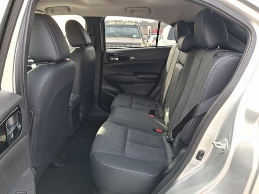 2026 Mitsubishi Eclipse Cross SE