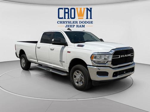 Bright White Clearcoat 2021 RAM 2500 Big Horn Crew Cab 4x4 8' Box
