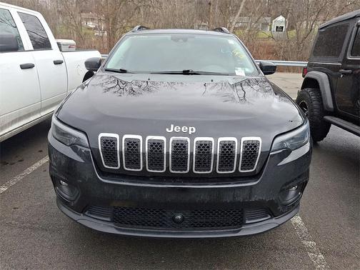 2022 Jeep Cherokee Latitude Lux
