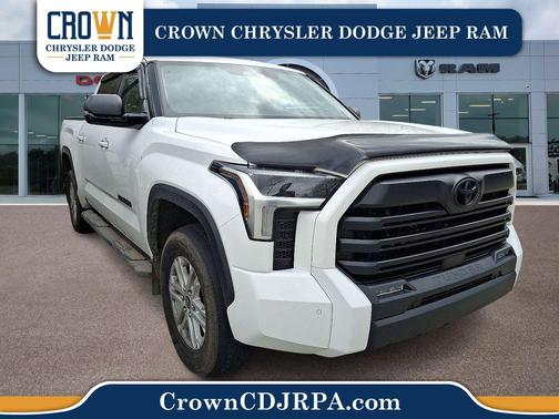 Ice Cap 2023 Toyota Tundra SR5