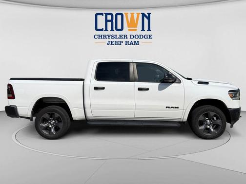 Bright White Clearcoat 2023 RAM 1500 Big Horn/Lone Star