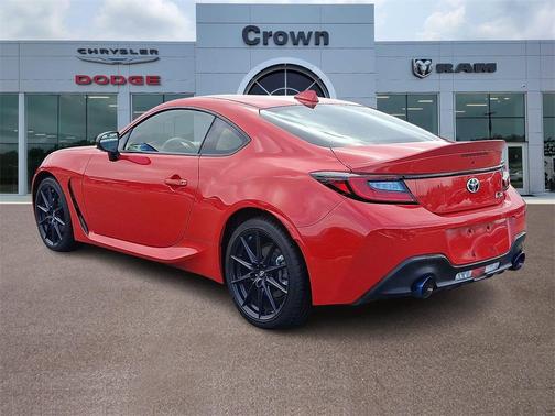 2024 Toyota GR86 Premium