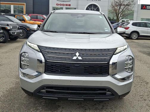 2024 Mitsubishi Outlander SE 2.5 2WD