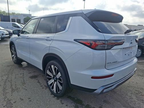 2025 Mitsubishi Outlander SE 2.5 2WD